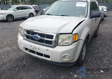 2011 Ford Escape Xlt из США, поврежденный, VIN 1FMCU9D77BKB99449